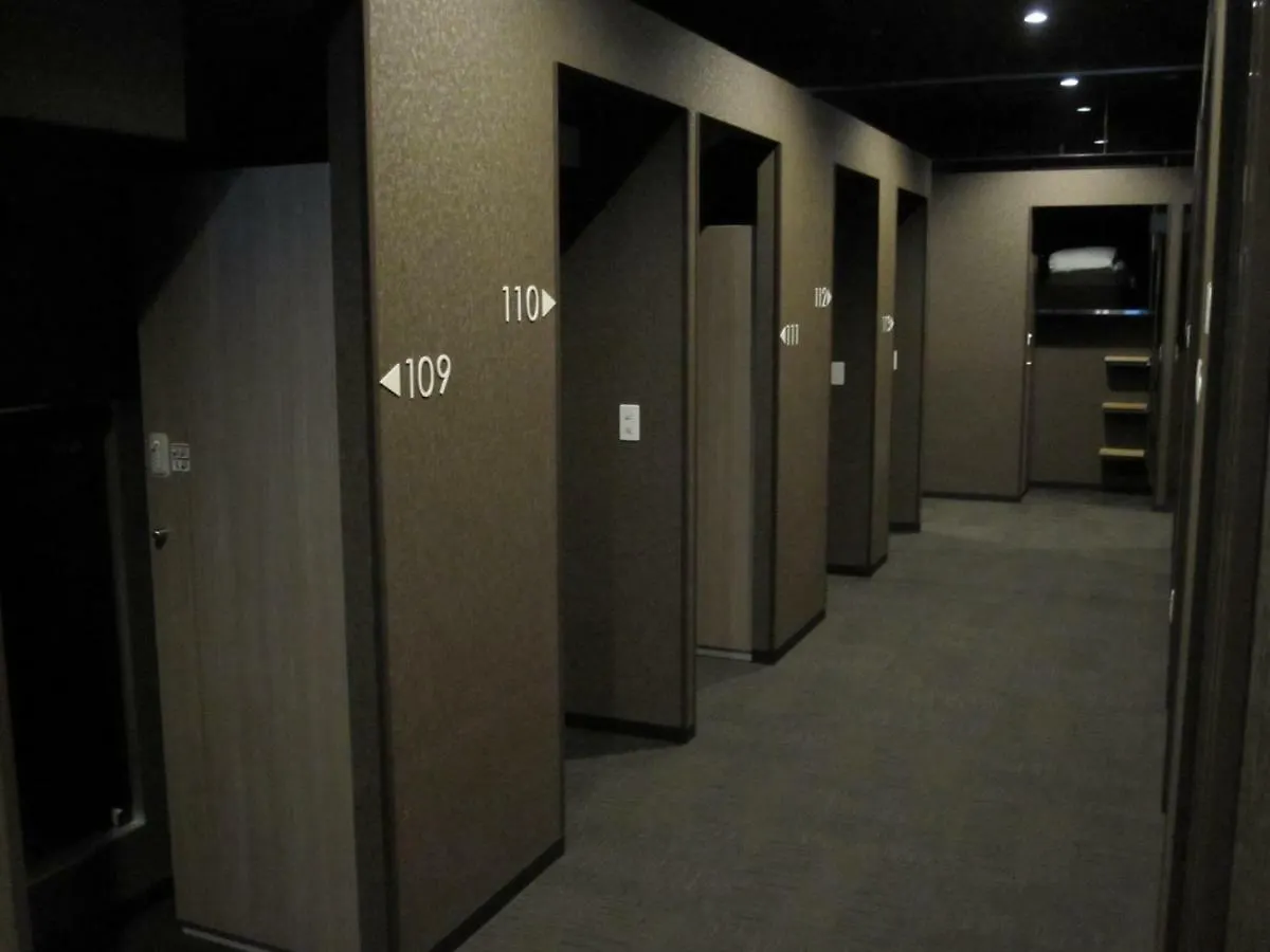 Kapszulahotel Bizcourt Cabin Susukino Szapporo